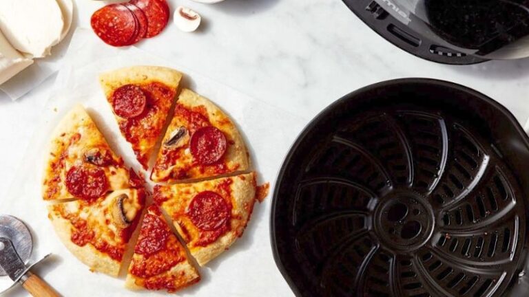 6 Simple Steps On How To Make Pizza In Air Fryer Oven