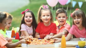 10 Tips For Hosting An Amazing Pizza Party For Kids